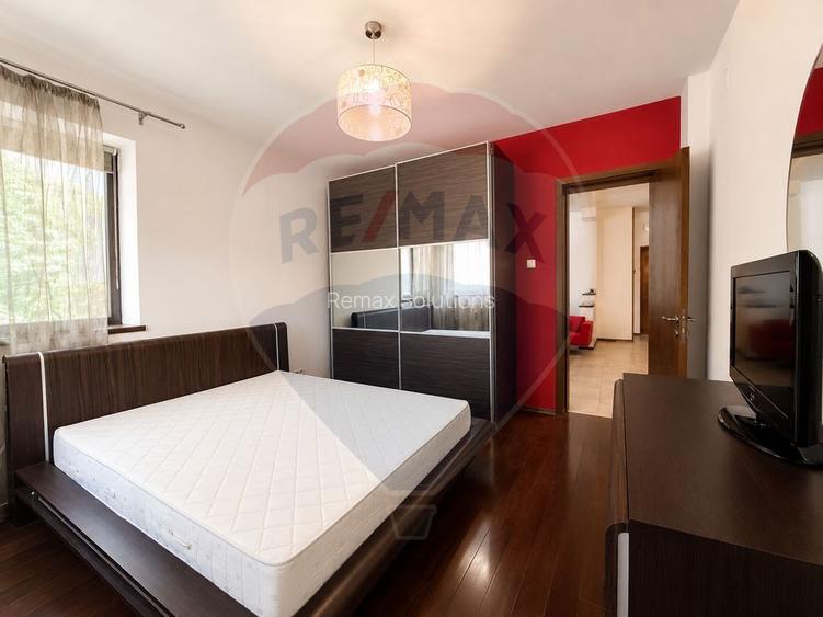 Apartament cu 3 camere de vânzare Ultracentral Bd Tomis Constanta - 4