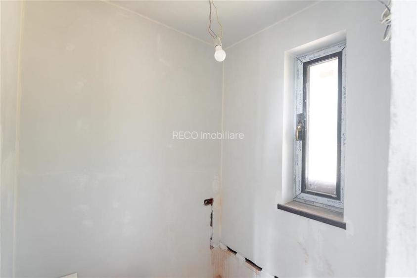 Casa cu living+3 camere cu panorama si teren mare pe Sofiei - 25