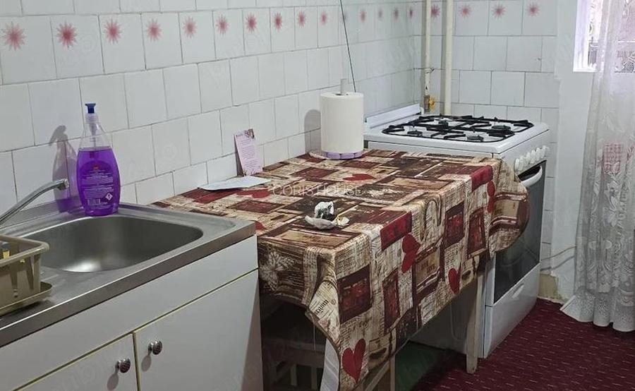 Aparatorii Patriei -Panselelor -5 min metrou - 5