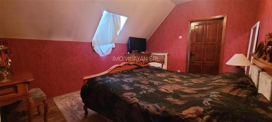 casa cu potential afacere Rm.Valcea,cartier Traian,comision 0 - 11