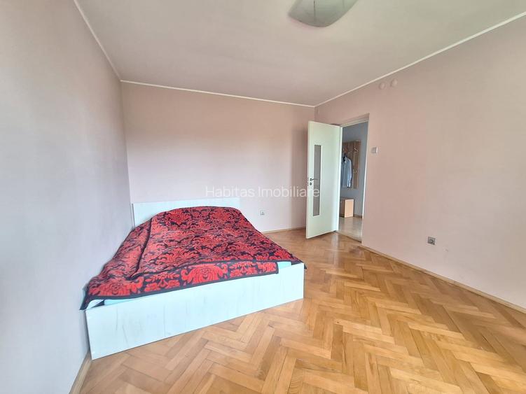 Apartament 3camere, de vanzare, decomandat,in Plopilor, zona linistita - 10