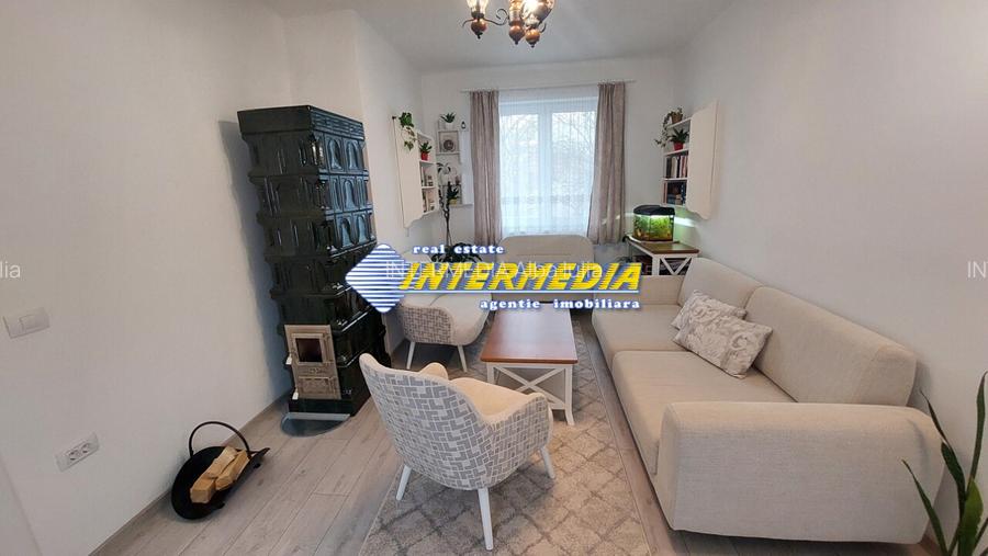 Casa cu 5 camere si teren generos de 1514 mp în centrul Sebesului - 2