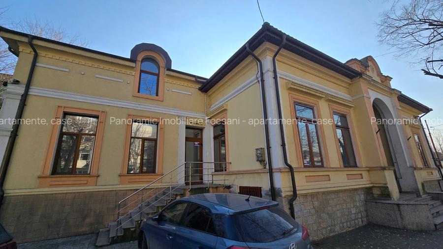 Cladire speciala de VANZARE  sau de INCHIRIAT  ultracentral Focsani - 45
