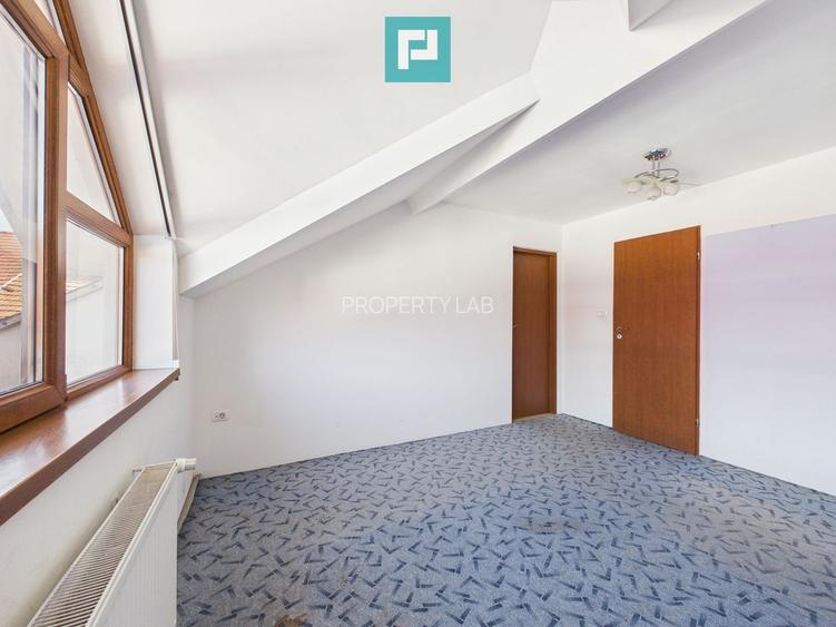 Apartament pe 3 niveluri - ultracentral, Arad - 16