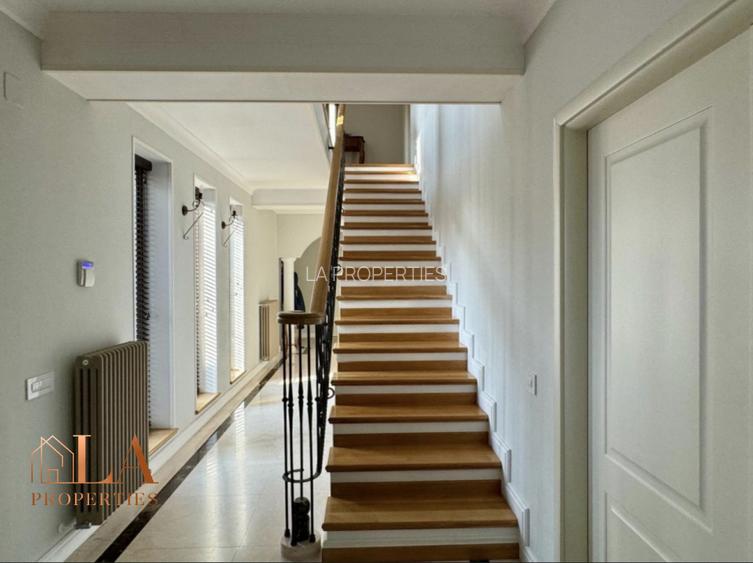 Vila 7 camere mobilata | Teren 1118mp | Piscina acoperita I Domnesti - 4