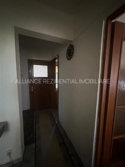 Apartament 4 camere - Sector 4 - 9