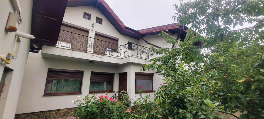 Industriilor-cartier 23 August, P+1, garaj si anexe,teren 389m.p, comision 0%. - 43