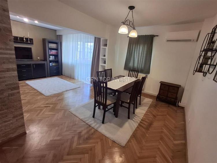 Apartament 3 camere decomandat 2 bai pivnita zona Sub Arini - 3