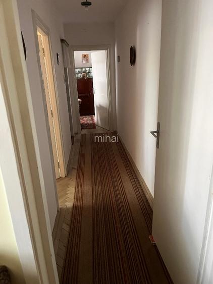 Închiriez apartament 3 camere - 7