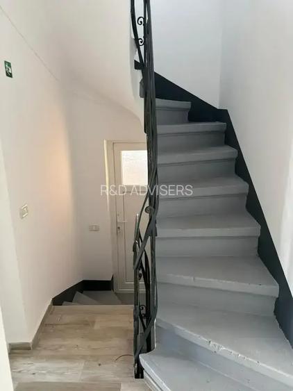 Super Oferta Casa 6 camere De Inchiriat Mosilor Curte Parcare Renovata - 13