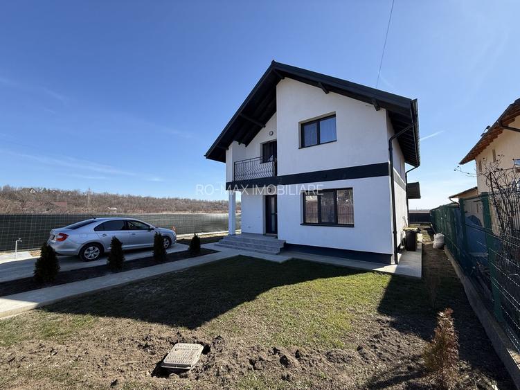 Vilă nouă 155 mp cu terasă acoperită și curte 448 mp Bănești Prahova - 31