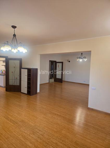 Polona, b dul Dacia - 21