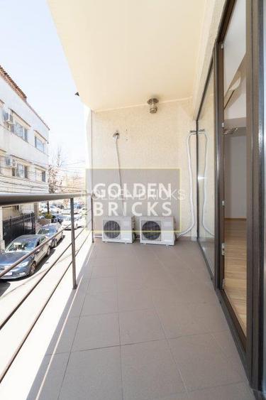 Piata Victoriei | Imobil individual | 12 incaperi  |Metrou 5 minute - 22