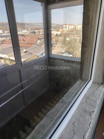 RECO Apartament cu o camera decomandat, Velenta - 7