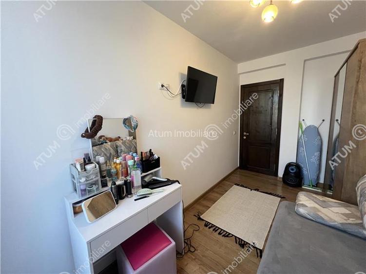 Casa cu 4 camere 2 bai si curte proprie in zona Arhitectilor - 11