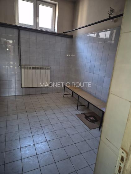 Hală cu birouri de închiriat - 6