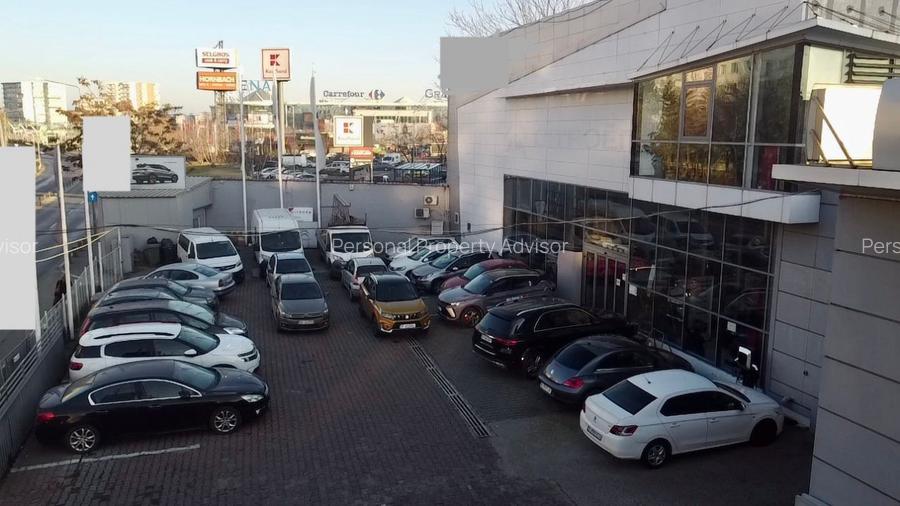 OPORTUNITATE Locatie imobiliara cu doua showroomuri functionale si ultradotate - 2