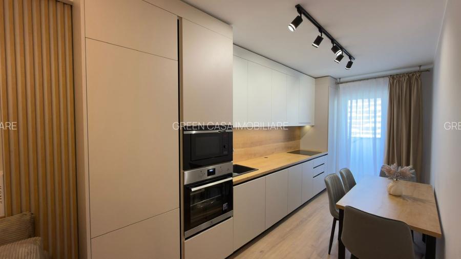 Apartament  3 camere,55 mp+ balcon 10 mp, zona Eroilor - 5