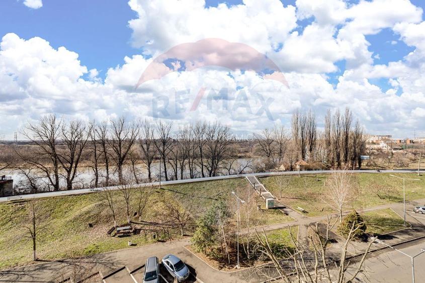 Apartament cu 3 camere pe Malul Muresului - 11