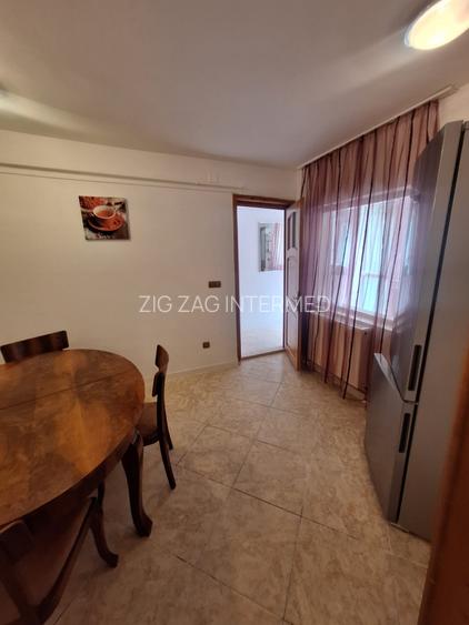 Zona Trocadero , imobil 90 mp., IDEAL BIROURI, curte - 6