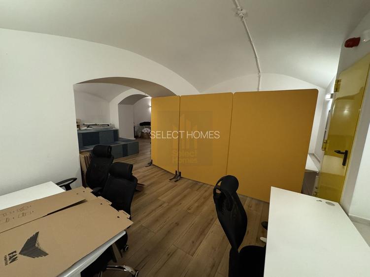 Cladire de birouri consolidata si renovata de inchiriat in *Centrul Vechi* - 56