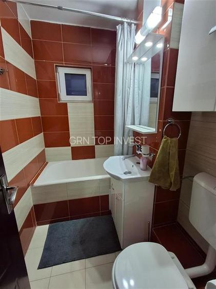 Apartament 3 camere decomandat balcon pivnita zona Vasile Aaron - 5