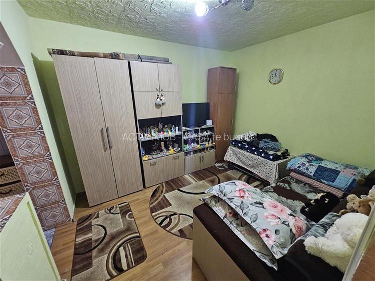 Resita, 2 Cam. Mobilat+Utilat, Parter, Micro 1 - 3