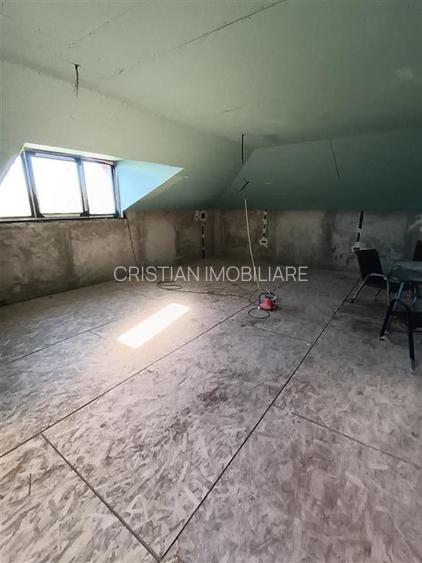 Vila P+M, 2022 Radu Negru-Vizirului Sup construita=400mp,  Teren 512 mp - 11