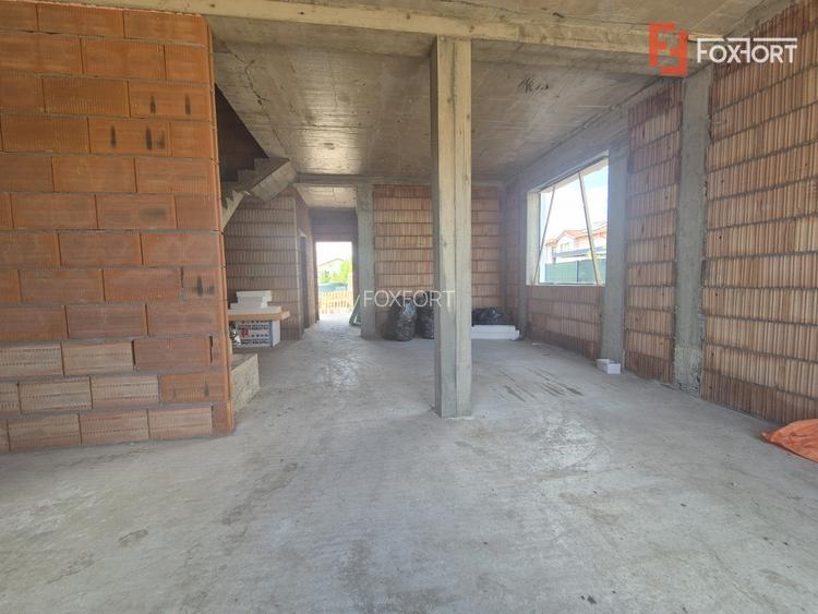 Duplex cu 4 camere de vanzare in localitatea Dumbravita - 28