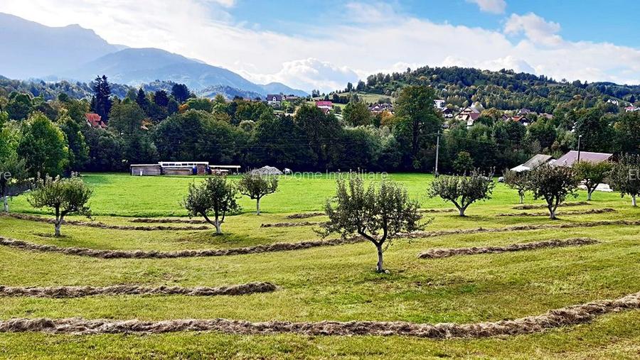 Teren superb de 16240mp, parcelabil, in Bran la intrare in Moeciu de Jos - 16