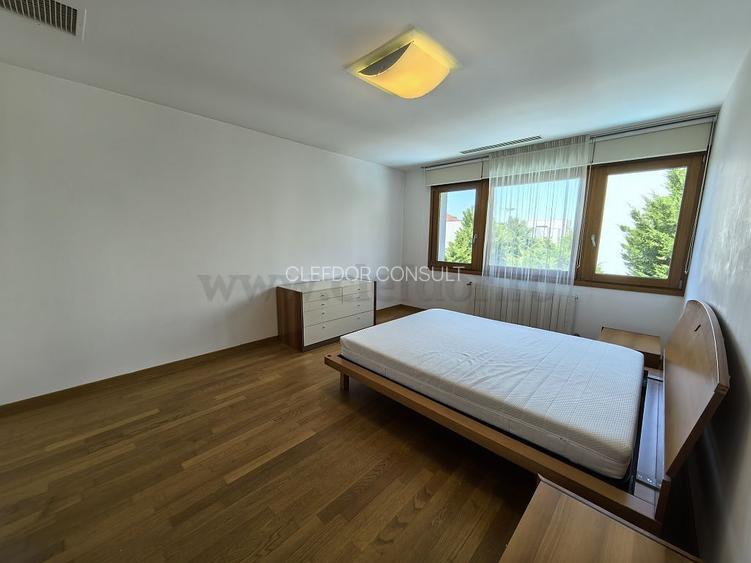 Vila de Lux in apropiere de British School - 13