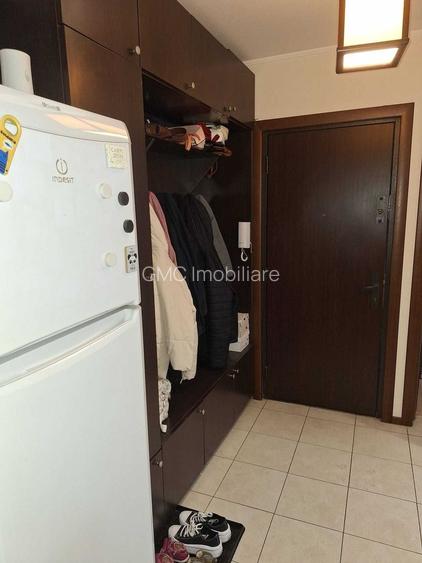 DE INCHIRIAT apartament 2 camere - Militari - 7