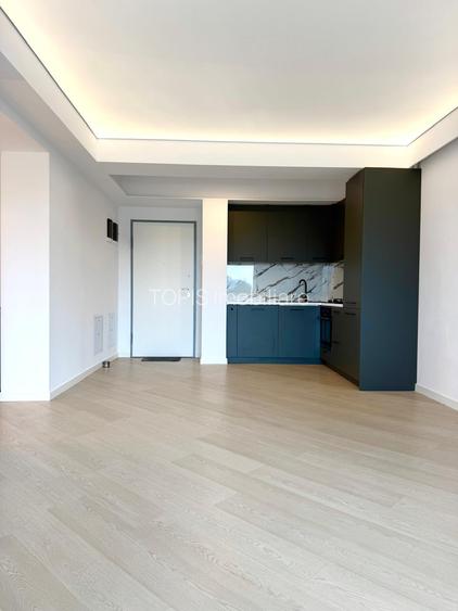 Spatiu de birou 50 Mp + Balcon / Et. 1 / Cortina North / Parcare Opțional - 20
