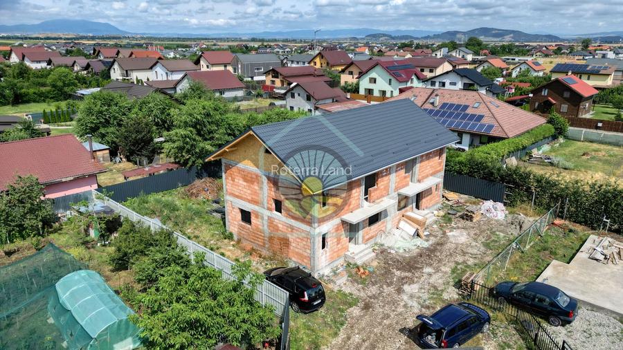 CASA  5 CAMERE IZVOR-TARLUNGENI - 21