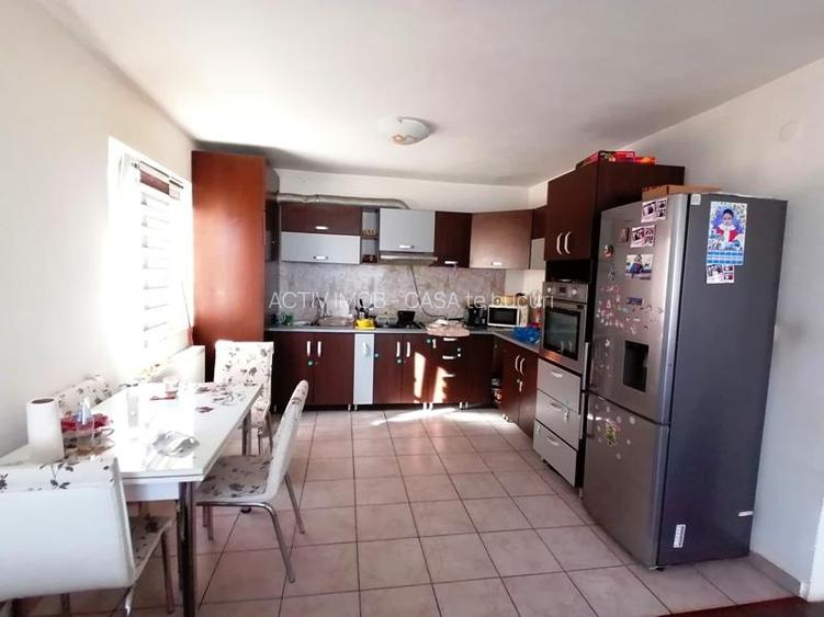 Casa - Vila - Bragadiru - 350000E- Neg- 1000mp teren - ideala 2 familii sau afte - 17