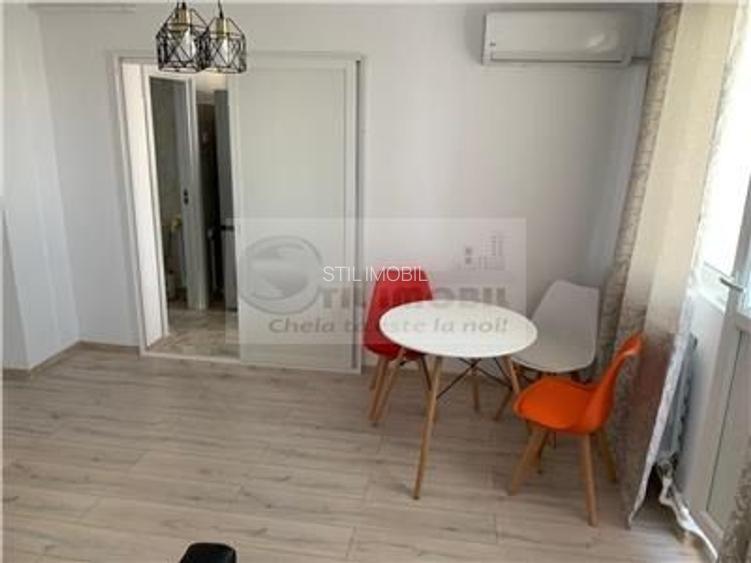 Apartament cu 3 camere- Podu Ros 499 euro - 4