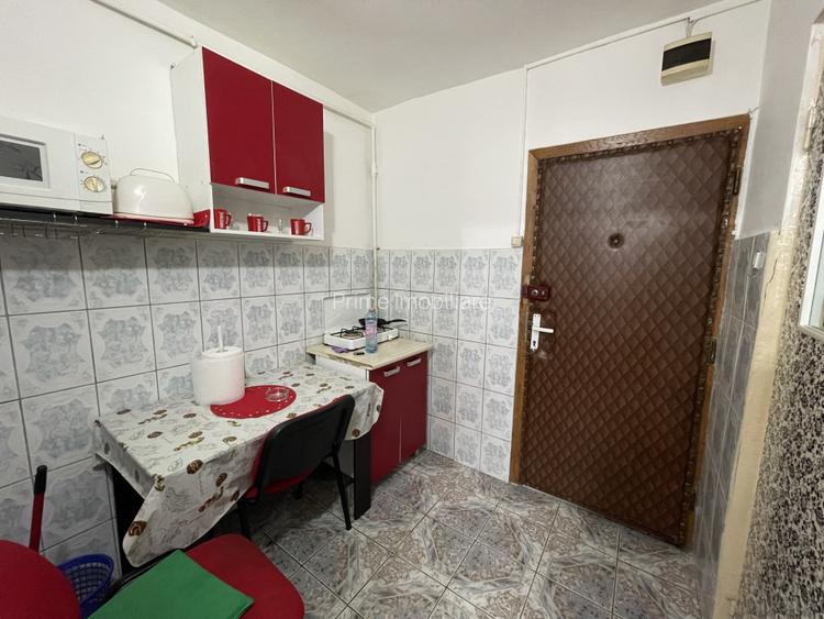 De inchiriat, garsoniera 22 mp utili, etaj 2/4 - Ampoi - 2