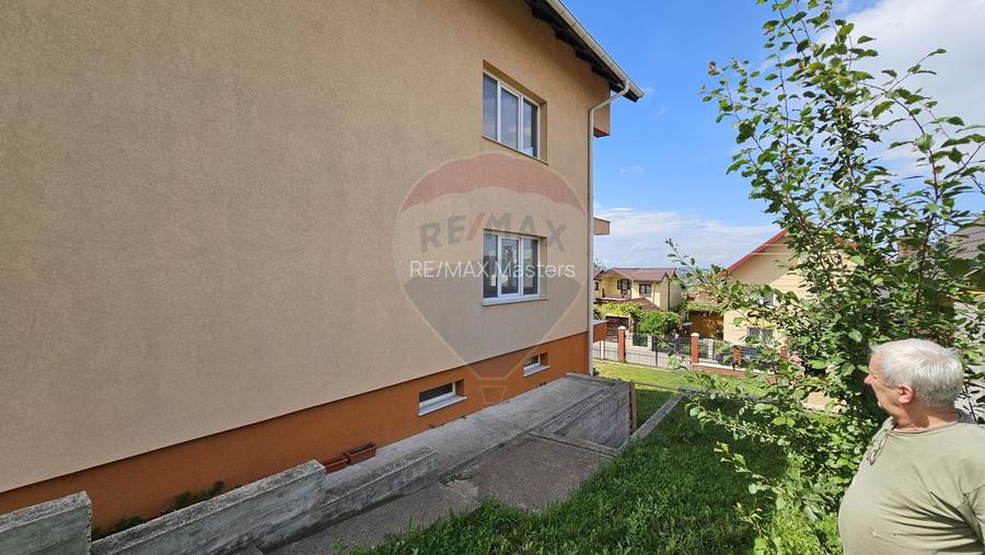 Casă / Vilă cu 12 camere-Sfântu Ilie Vechi, Suceava - 17