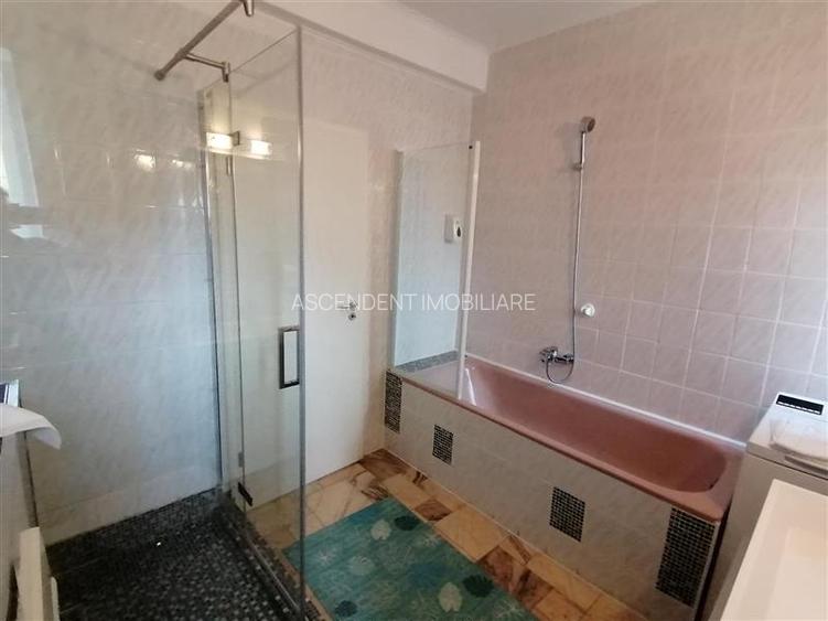 Proprietate deosebita, pe 4 camere, 140 mp, curte amenajata, Central, Brasov - 15