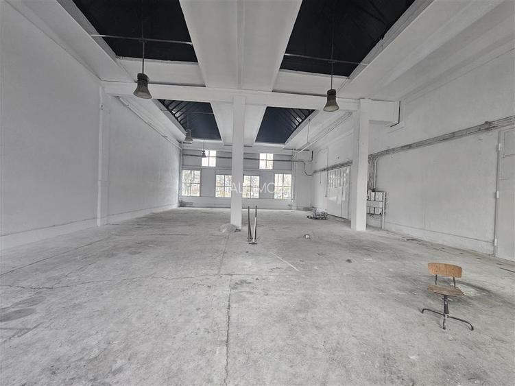 Hala de  200 mp in Ploiesti, zona Bariera Bucuresti - 2