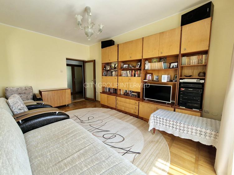 Piata Ovidiu-Comandamentul Marinei-apartament cu farmec aparte si vedere la mare - 11