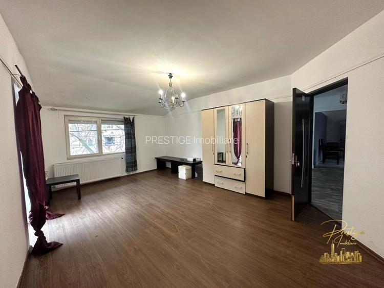 Casa cu 8 camere de inchiriat in zona Centrala - Oradea - 2