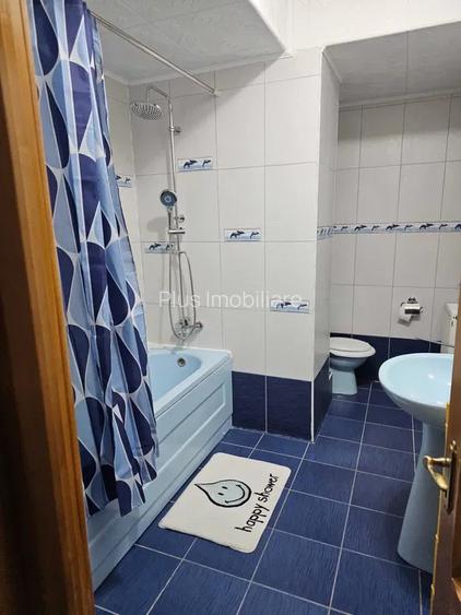 APARTAMENT CU 3 CAMERE SEMICENTRAL, 80 MP, DECOMANDAT, PARCARE PRIVATA INCLUSA - 8