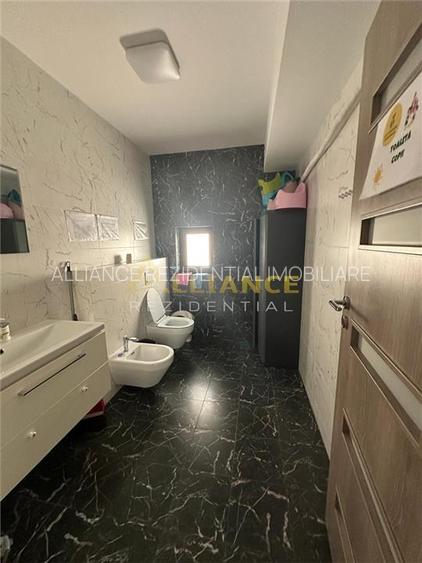 Vila individuala cu 8 camere, 3 bai - 300 mp Teren, Metrou Dimitrie Leonida - 8