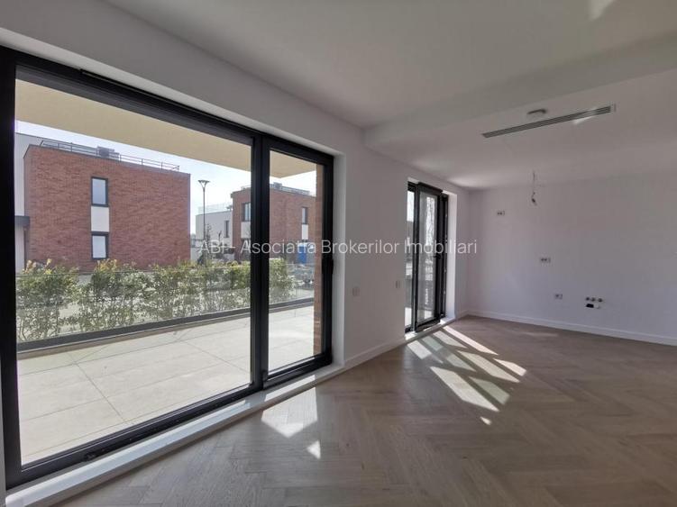 Proprietate exclusivista amplasata pe malul lacului Snagov - 5