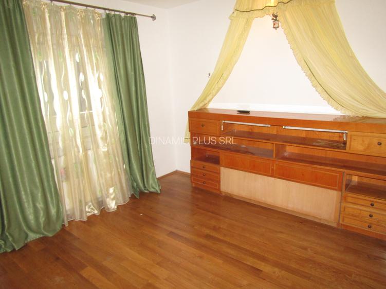 Apartament 4 camere de închiriat – Cartier Ștrand, str. Bârsei, etaj 2/4 - 7