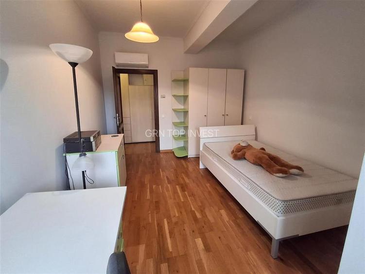Penthouse 4 camere terasa 50mp parcare zona Centrala - 16