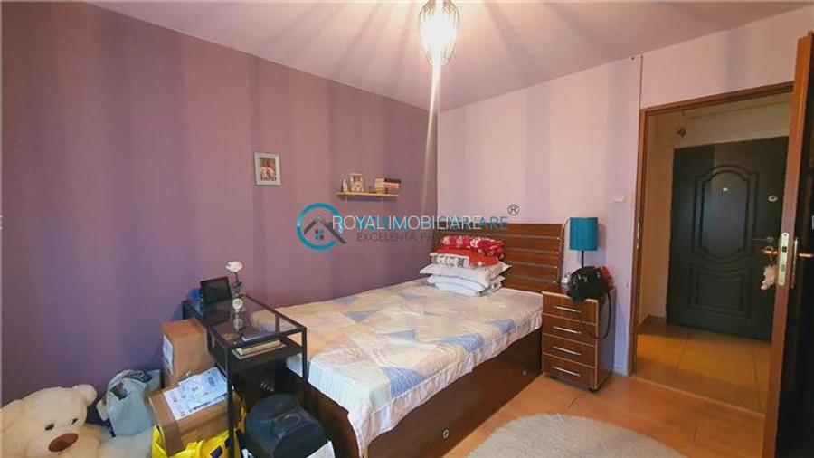 Royal Imobiliare - Vanzare apartament 4 camere zona Cioceanu - 11