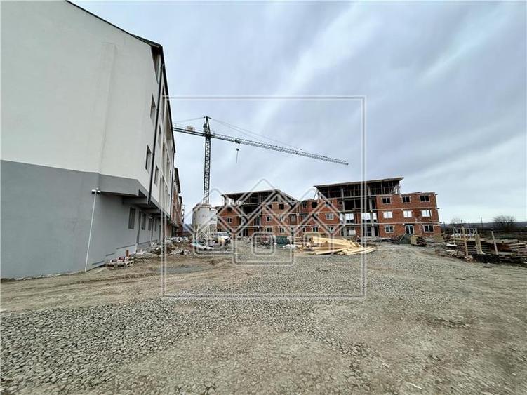 Apartament nou, 3 camere si balcon, 67 mp utili, Selimbar