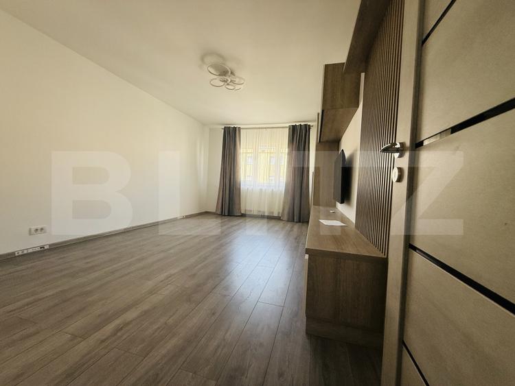 Apartament 2 camere de vânzare – Tractorul, Brașov | 52 mp | Complet renovat |